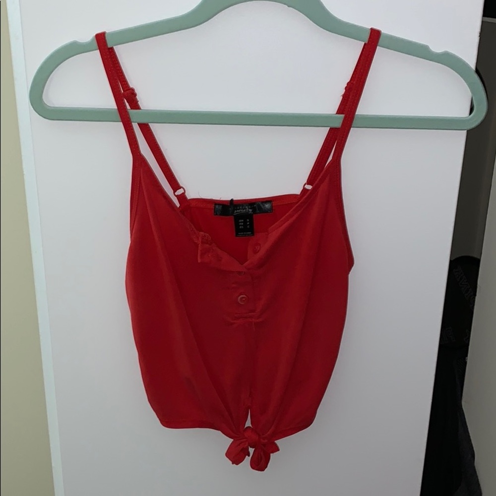 Crop tank top.